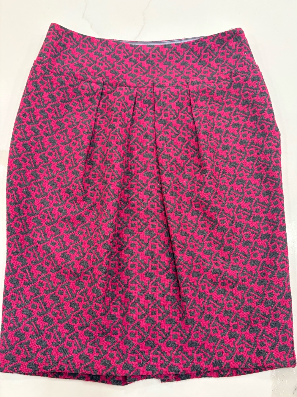 Anthropologie Women's Pink/Black Patterned Knitted Lined Pencil Skirt, Sz 10